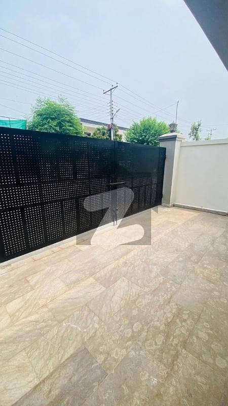 1 KANAL HOUSE FOR RENT IN CAVALRY 1 KANAL HOUSE FOR RENT IN CAVALRY