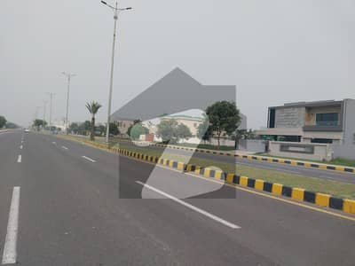 1 Kanal Corner Plot in Block-T Back of Main Road Nearby Park and School Superhot Location