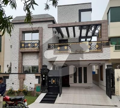 8 Marla Brand New House For Sale In Umar Block Bahria Town Lahore