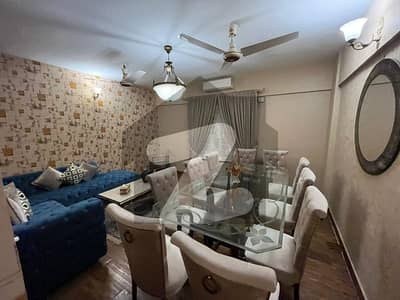 ڈی ایچ اے فیز 6 ڈی ایچ اے ڈیفینس,کراچی میں 3 کمروں کا 9 مرلہ فلیٹ 1.9 کروڑ میں برائے فروخت۔