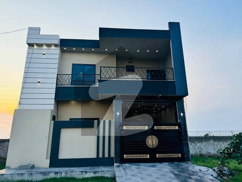 ایڈن ایگزیکیٹو ایڈن گارڈنز,فیصل آباد میں 3 کمروں کا 3 مرلہ مکان 1.25 کروڑ میں برائے فروخت۔ ایڈن ایگزیکیٹو ایڈن گارڈنز,فیصل آباد میں 3 کمروں کا 3 مرلہ مکان 1.25 کروڑ میں برائے فروخت۔