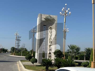 نیو میٹرو سٹی گوجر خان میں 8 مرلہ کمرشل پلاٹ 1.25 کروڑ میں برائے فروخت۔