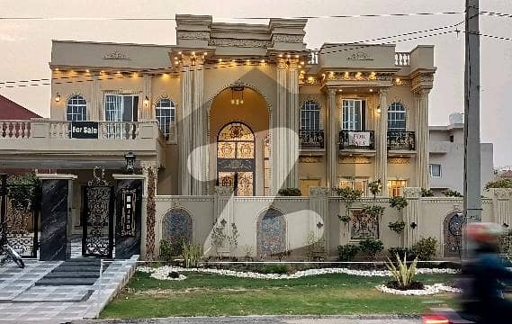 House For rent In Rs. 60000000 House For rent In Rs. 60000000