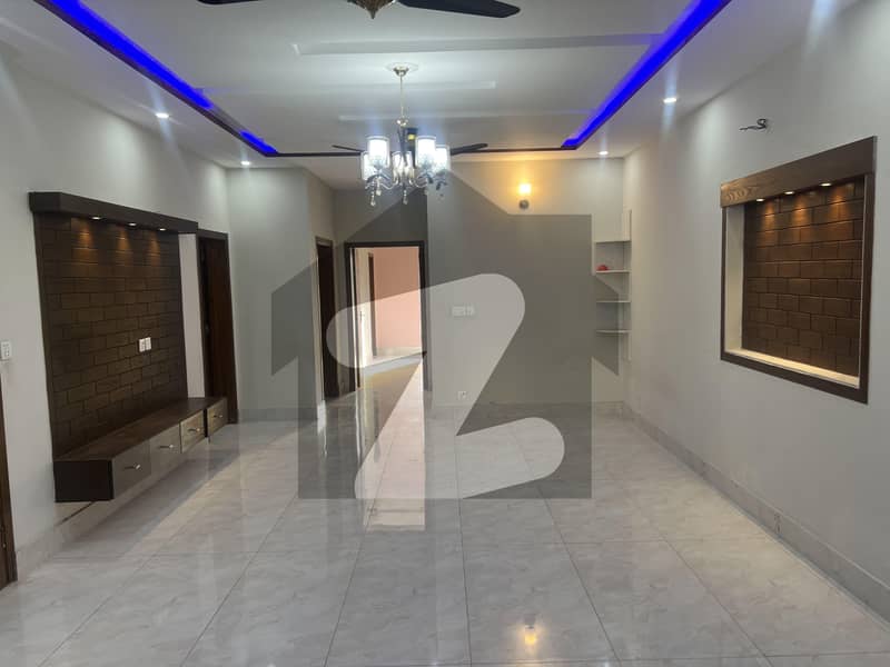 بحریہ ٹاؤن فیز 4 بحریہ ٹاؤن راولپنڈی,راولپنڈی میں 5 کمروں کا 10 مرلہ مکان 1.4 لاکھ میں کرایہ پر دستیاب ہے۔ بحریہ ٹاؤن فیز 4 بحریہ ٹاؤن راولپنڈی,راولپنڈی میں 5 کمروں کا 10 مرلہ مکان 1.4 لاکھ میں کرایہ پر دستیاب ہے۔