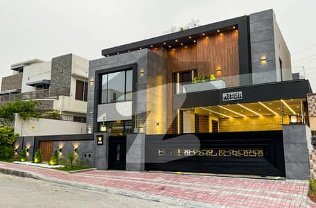 1 Kanal House Available In Bahria Town Phase 3 For Sale