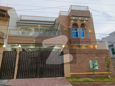 آفیسرز گارڈن کالونی ورسک روڈ,پشاور میں 8 کمروں کا 10 مرلہ مکان 6.0 کروڑ میں برائے فروخت۔