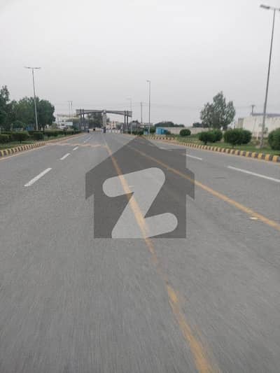 خیابانِ امین ۔ بلاک بی خیابانِ امین,لاہور میں 11 مرلہ کمرشل پلاٹ 5.5 کروڑ میں برائے فروخت۔ خیابانِ امین ۔ بلاک بی خیابانِ امین,لاہور میں 11 مرلہ کمرشل پلاٹ 5.5 کروڑ میں برائے فروخت۔