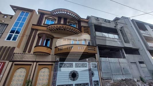 گرین کاٹیج ورسک روڈ,پشاور میں 7 کمروں کا 6 مرلہ مکان 2.5 کروڑ میں برائے فروخت۔