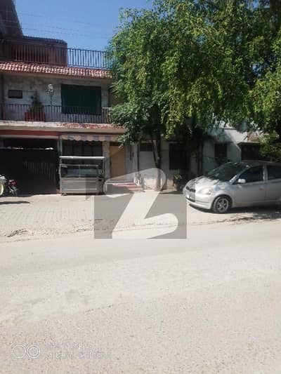 A Office Of 5 Marla In Rs. 75000