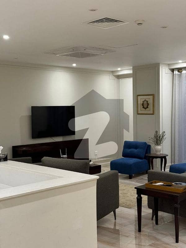 3 Bedroom Luxury Apartment in Gulberg