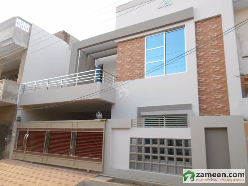 Double Story Banglow For Sale In Farid Town