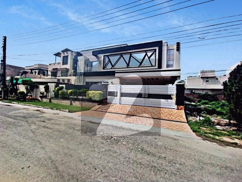 KANAL LIKE BRAND NEW HOUSE FOR SALE
