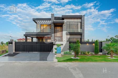 Prime Location 1 Kanal House For Sale In T Block Phase 8 DHA Lahore