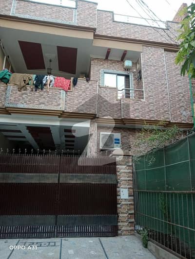 سبزہ زار سکیم لاہور میں 6 کمروں کا 7 مرلہ مکان 2.8 کروڑ میں برائے فروخت۔