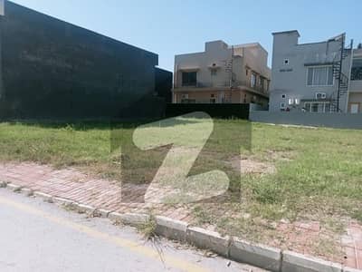 Bahria Town Rawalpindi Phase 8 Sector L Plot For Sale With Extra Land Sun Face Solid Land Heighted Location