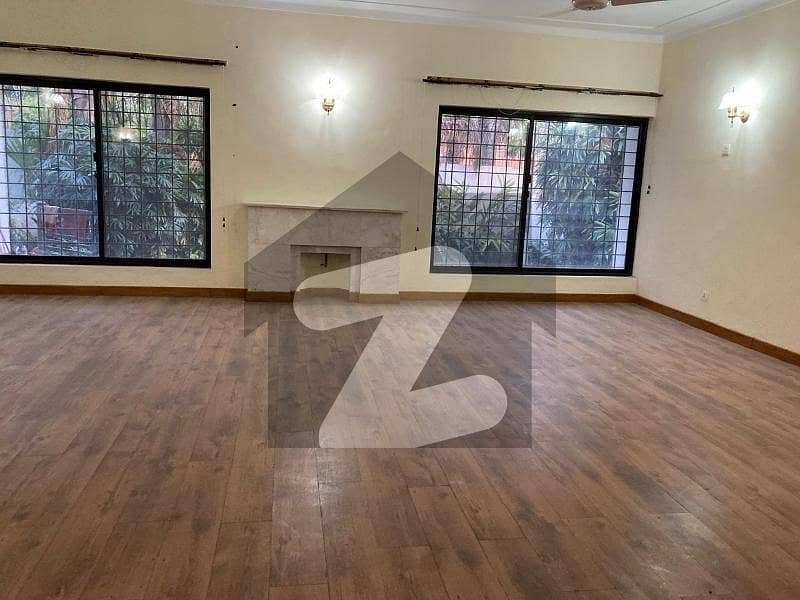 HOUSE FOR RENT IN F-6 HOUSE FOR RENT IN F-6