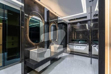 F8 Beautiful House For Rent