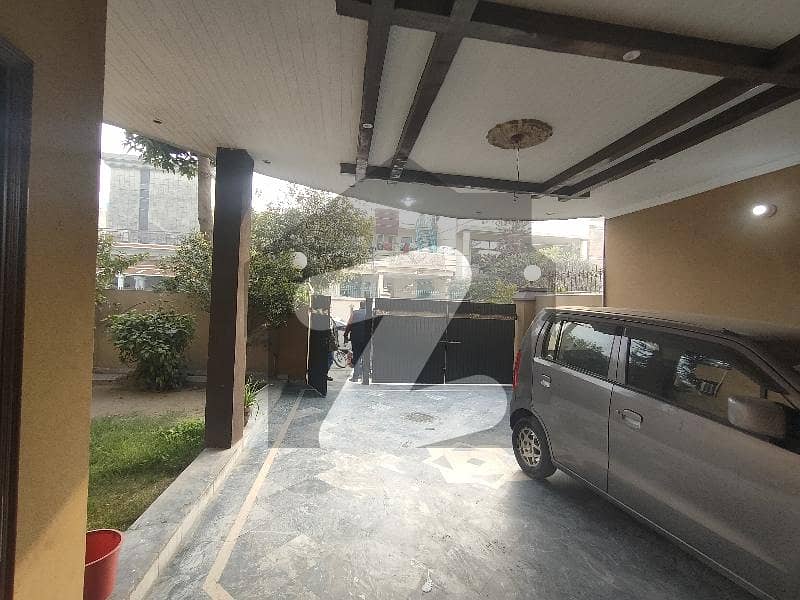 21-Marla House With 6-Bedrooms In Main Cantt 21-Marla House With 6-Bedrooms In Main Cantt