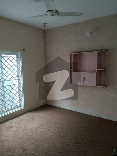 بحریہ ٹاؤن فیز 8 ۔ عوامی ولاز 2 بحریہ ٹاؤن فیز 8,بحریہ ٹاؤن راولپنڈی,راولپنڈی میں 2 کمروں کا 4 مرلہ فلیٹ 50.0 لاکھ میں برائے فروخت۔