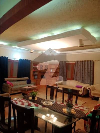 Well Located 3 BedDD Lower Portion of 400 sq. yds in Gulistan e Jauhar block 14 For RENT