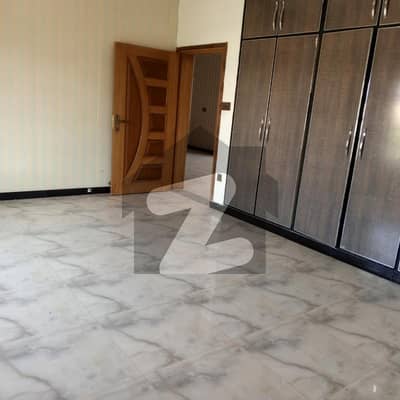 6 Marla Upper Portion For Rent