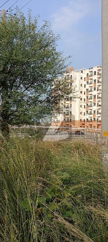 5 Marla Plot Available For Sale In I-16