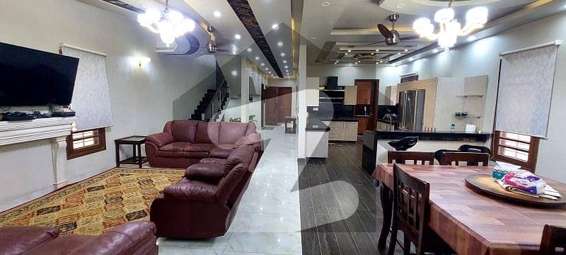 500 YARDS SLIGHTLY USED BUNGALOW FOR RENT 500 YARDS SLIGHTLY USED BUNGALOW FOR RENT