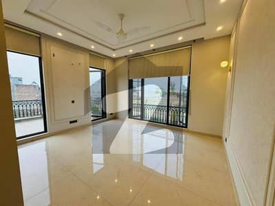 2 Kanal Luxury Designer House For Sale In Defense Housing Authority (DHA ) Phase 5 Lahore