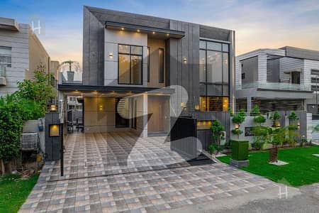 01 KANAL ELEGANT & OPULENT HOUSE AVAILABLE FOR SALE