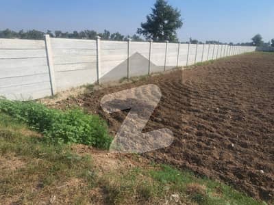 Luxury Farmhouse Land 20 Kanal 18 Marla for Sale Near Bedian Road, Lahore! 50 Lac per Kanal