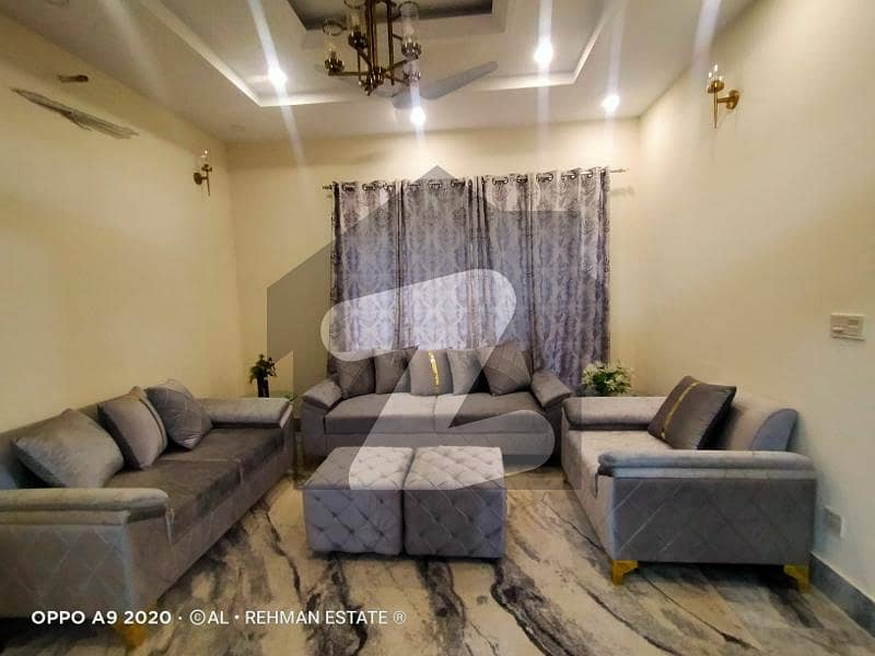 10 Marla Facing Park Like Brand New House Available For Sale 10 Marla Facing Park Like Brand New House Available For Sale