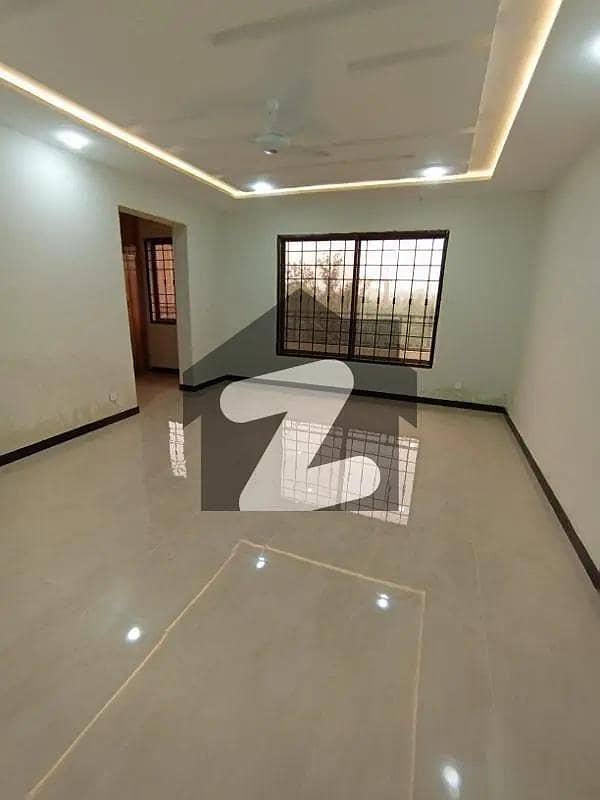 1 Kanal Brand New House For Sale