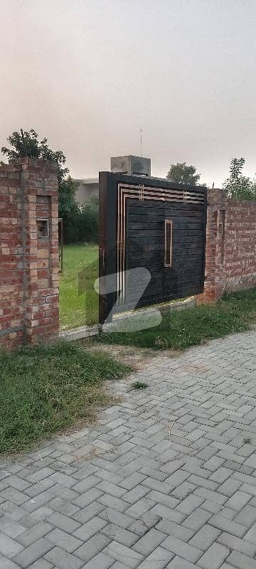 بیدیاں روڈ لاہور میں 3 کنال پلاٹ فارم 2.2 کروڑ میں برائے فروخت۔