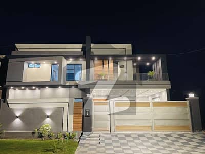 1 Kanal Modern House For Sale Location Wapda Town Phase 2 In P Block