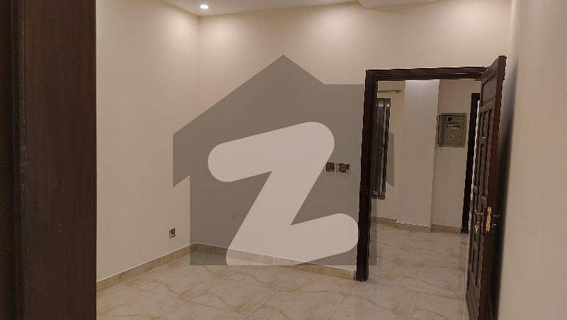 Full English 2 Bed Attached Washroom With American Kitchen