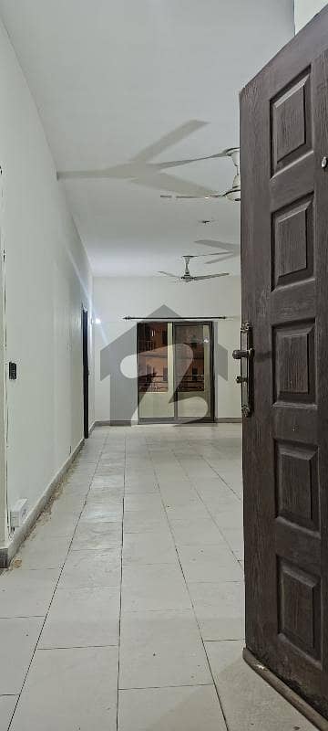 Available For Rent Block 9 3 Bed DD Corner