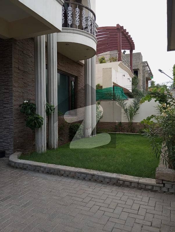 500 YARDS SLIGHTLY USED BUNGALOW FOR RENT 500 YARDS SLIGHTLY USED BUNGALOW FOR RENT