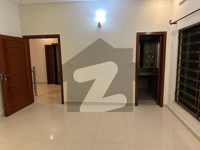 5 Bed House For Rent In Askari 14 Sec C