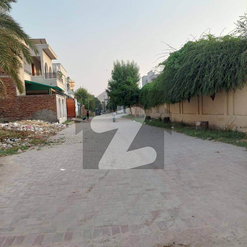 شالیمار کالونی ملتان میں 12 مرلہ رہائشی پلاٹ 1.92 کروڑ میں برائے فروخت۔ شالیمار کالونی ملتان میں 12 مرلہ رہائشی پلاٹ 1.92 کروڑ میں برائے فروخت۔
