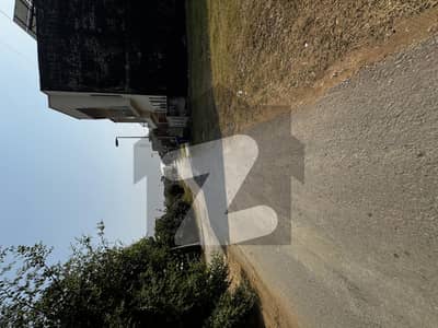 بحریہ ٹاؤن فیز 8 ۔ عمر بلاک بحریہ ٹاؤن فیز 8 ۔ سفاری ویلی,بحریہ ٹاؤن فیز 8,بحریہ ٹاؤن راولپنڈی,راولپنڈی میں 7 مرلہ رہائشی پلاٹ 97.0 لاکھ میں برائے فروخت۔