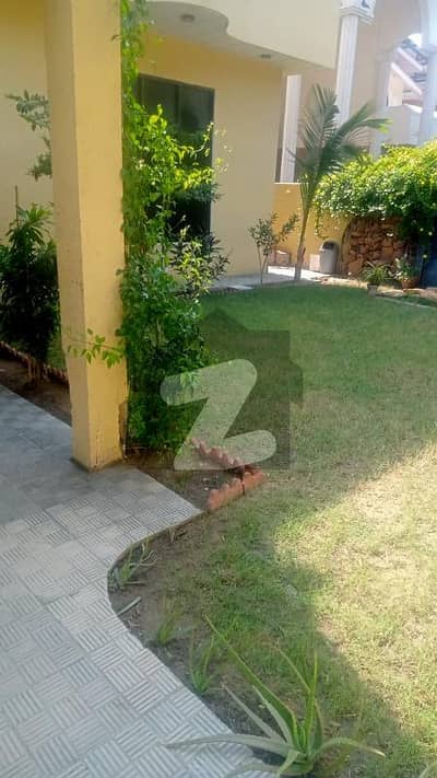 500 Sq Yard House Available For Rent At DHA Phase 5