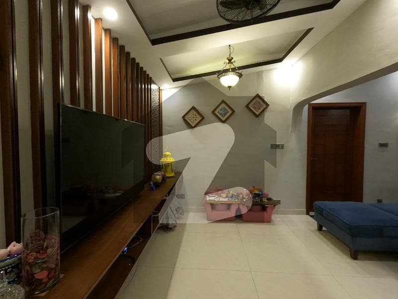 Outclass Renovated Apartment Outclass Renovated Apartment