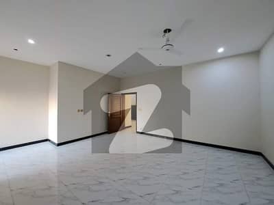 Office In Gulberg For Rent