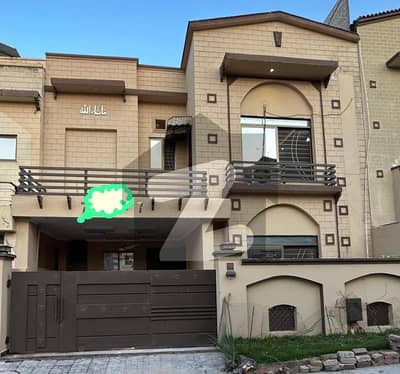 Abubaker Block 7 Marla Only 2 Month Used House For Sale Gass Install Proper Double Unit Invester Prices