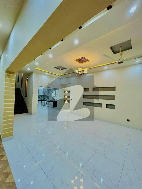 8 MARLA LUXURY HOUSE FOR SALE IN TECH TOWN CANAL ROAD FAISALABAD 8 MARLA LUXURY HOUSE FOR SALE IN TECH TOWN CANAL ROAD FAISALABAD