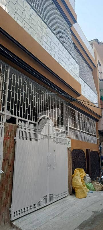 ٹینچ بھٹہ راولپنڈی میں 6 کمروں کا 6 مرلہ مکان 1.7 کروڑ میں برائے فروخت۔