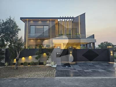 1 Kanal Mot Beautiful Ultra Modern Design Bungalow Available For Sale Top Location