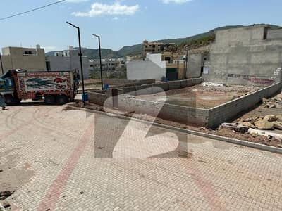 Stunning 4716 Square Feet Residential Plot In Shah Allah Ditta ...