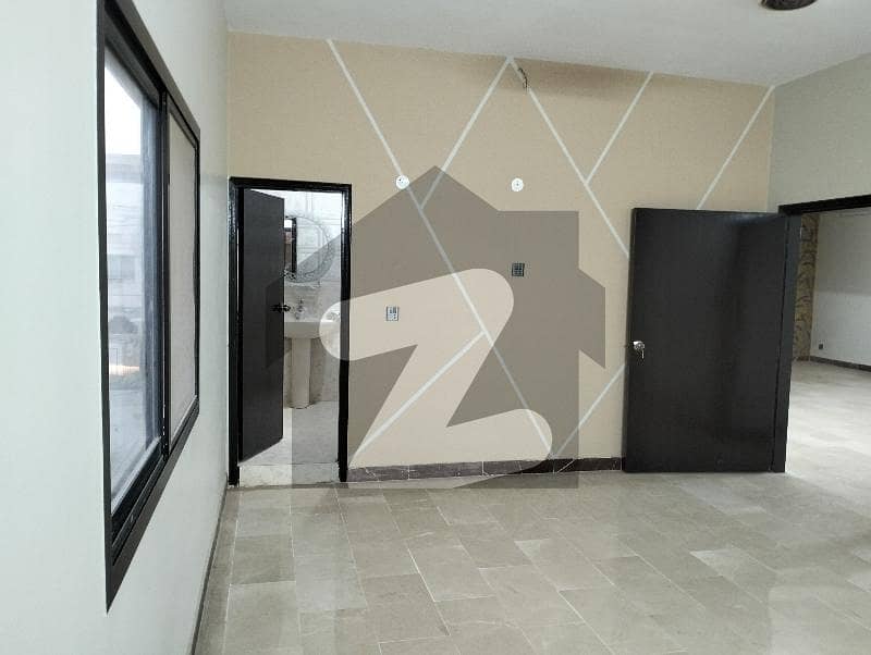 Bungalow For Sale *Code(12712)* Bungalow For Sale *Code(12712)*