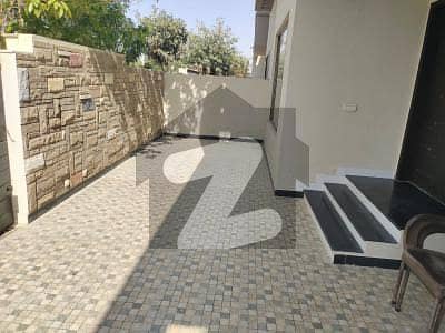 272 Square Yards House For Grabs In Bahria Town Karachi